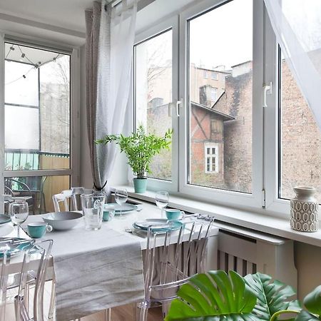 Stay Hip In Vibrant Centrally Located Apartment In Old Town Гданск Екстериор снимка