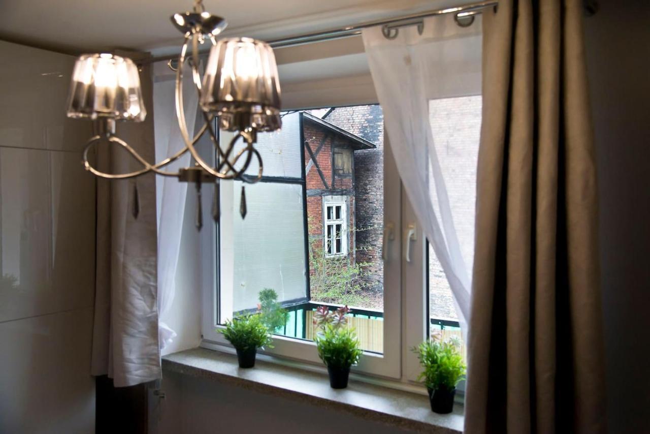 Stay Hip In Vibrant Centrally Located Apartment In Old Town Гданск Екстериор снимка