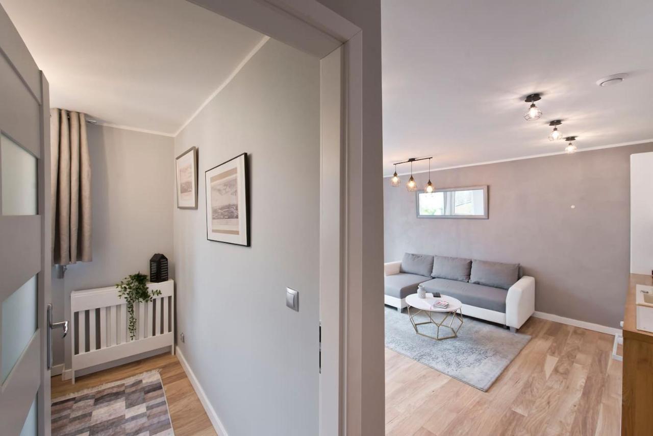 Stay Hip In Vibrant Centrally Located Apartment In Old Town Гданск Екстериор снимка