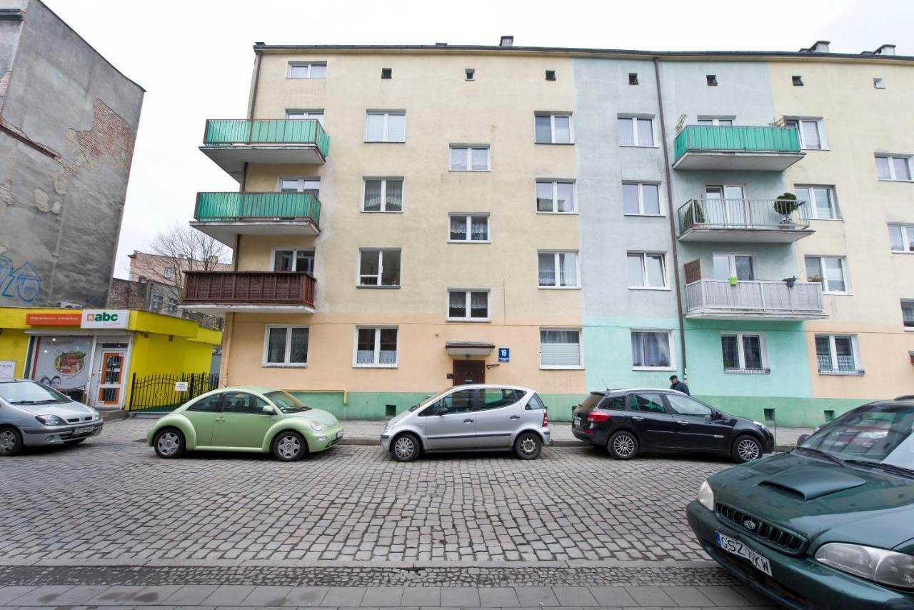 Stay Hip In Vibrant Centrally Located Apartment In Old Town Гданск Екстериор снимка